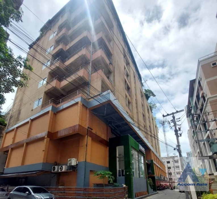  Building For Rent in Bang Na, Bangkok  near BTS Udomsuk (AA42177)