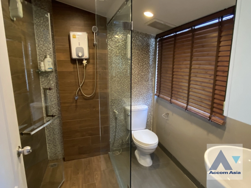 16  1 br Townhouse For Sale in Sathorn ,Bangkok  AA42178