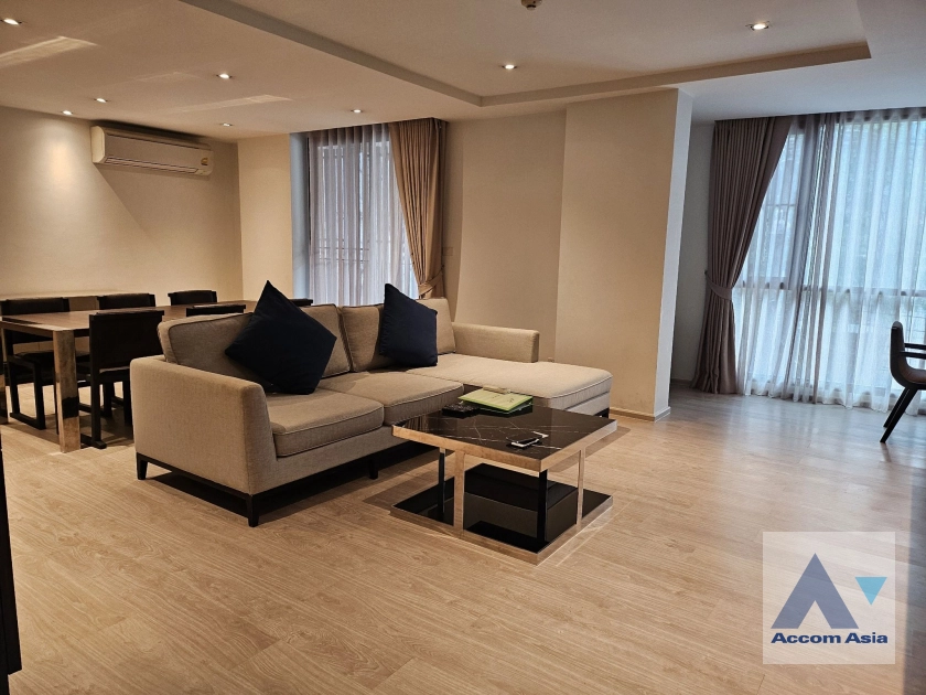 Fully Furnished |  2 Bedrooms  Apartment For Rent in Sukhumvit, Bangkok  near BTS Phrom Phong (AA42211)