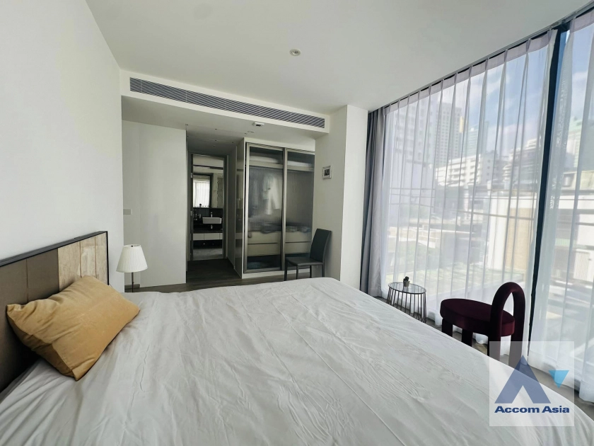  2 Bedrooms  Condominium For Rent in Sukhumvit, Bangkok  near BTS Asok (AA42227)