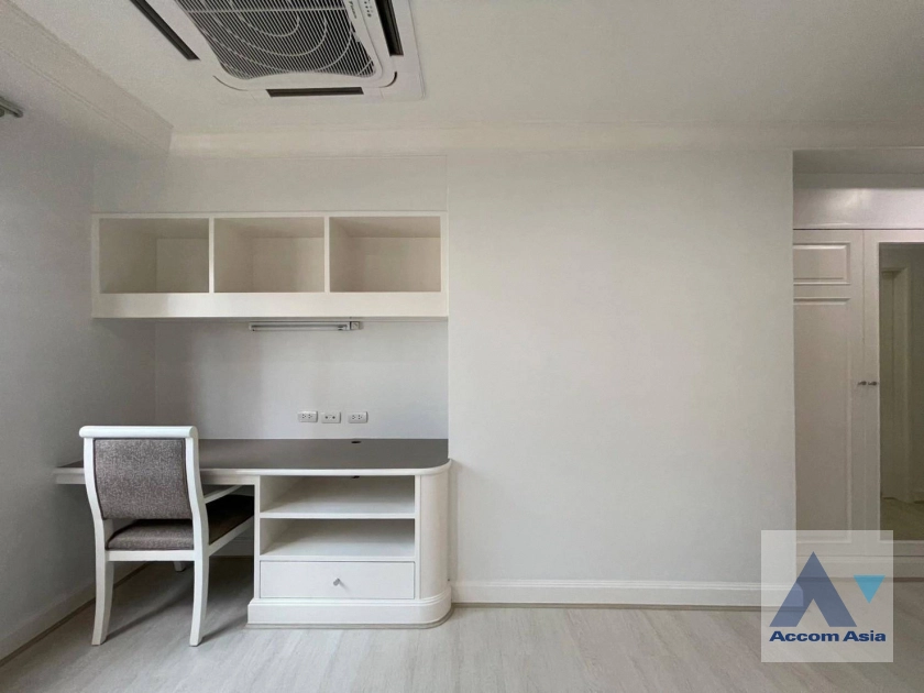 13  3 br Apartment For Rent in Sukhumvit ,Bangkok BTS Asok - MRT Sukhumvit at Comfortable for Living AA42231