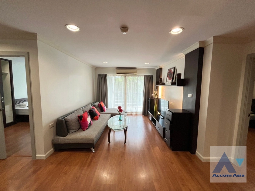  2 Bedrooms  Condominium For Rent in Sukhumvit, Bangkok  near BTS Thong Lo (AA42235)