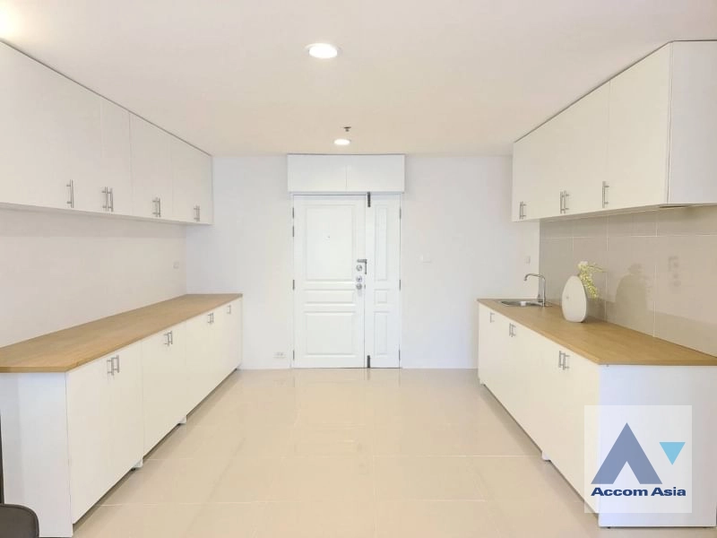 6  4 br Condominium For Rent in Sukhumvit ,Bangkok BTS Phrom Phong at The Waterford Diamond AA42248