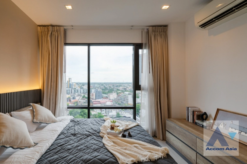 23  2 br Condominium For Sale in Sukhumvit ,Bangkok BTS Thong Lo at Rhythm Sukhumvit 36-38 AA42257