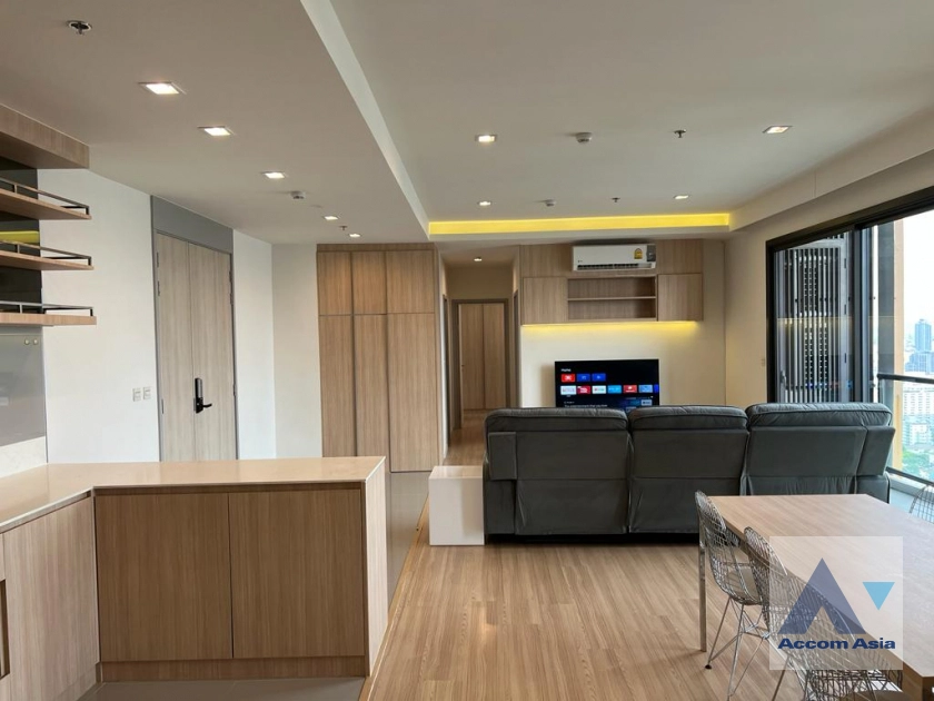  1  3 br Condominium for rent and sale in Phaholyothin ,Bangkok  at M Jatujak AA42267