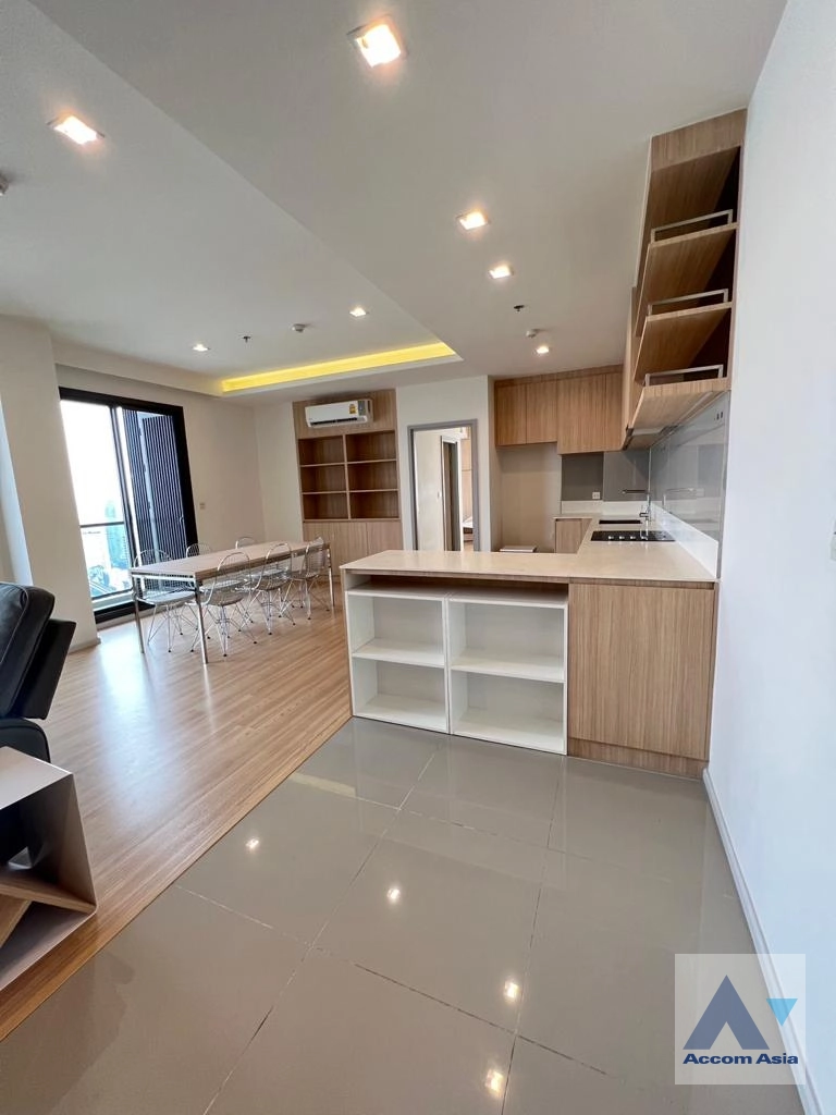 7  3 br Condominium for rent and sale in Phaholyothin ,Bangkok  at M Jatujak AA42267