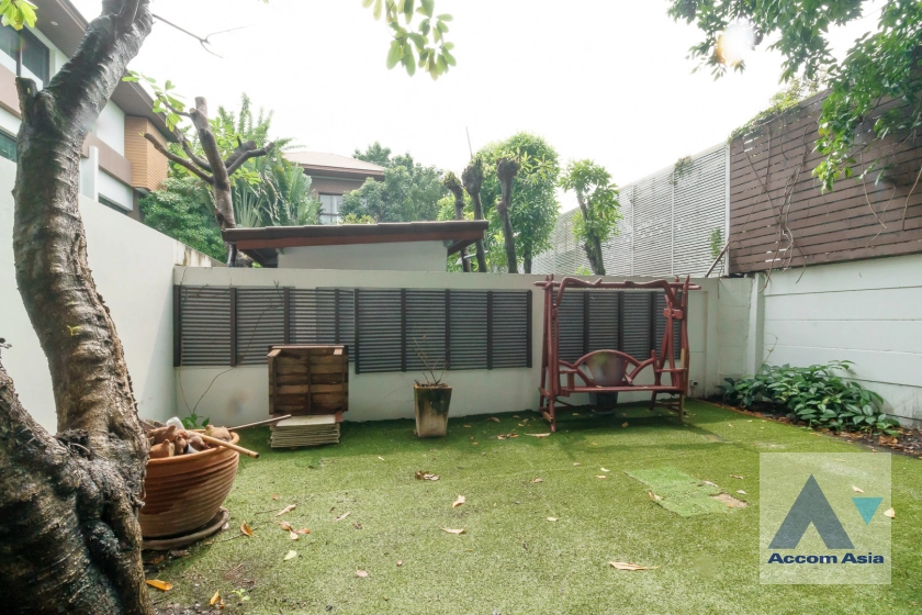 47  3 br House For Rent in Ramkhamhaeng ,Bangkok MRT Si Kritha at Baan Issara Rama 9 AA42276