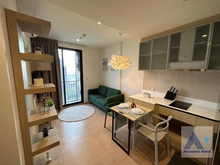 Fully Furnished, Pet friendly |  1 Bedroom  Condominium For Sale in Sukhumvit, Bangkok  near BTS Ekkamai (AA42285)