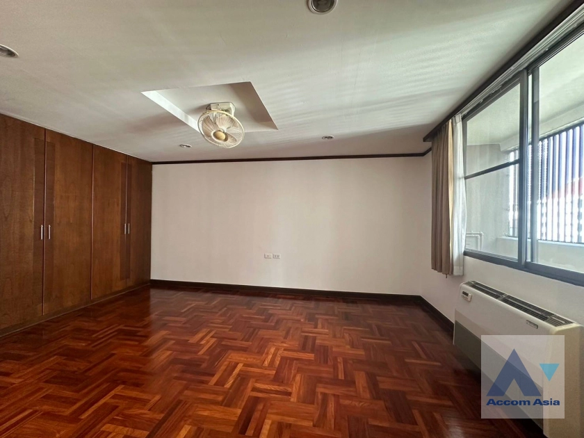 7  3 br Apartment For Rent in Sukhumvit ,Bangkok BTS Phrom Phong at Family Size Desirable AA42286