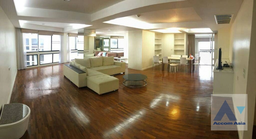  3 Bedrooms  Condominium For Sale in Sukhumvit, Bangkok  near BTS Phrom Phong (AA42287)