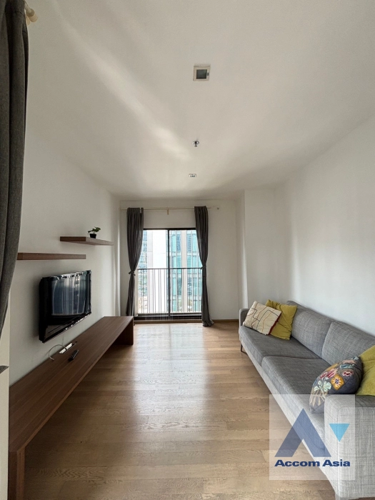  2 Bedrooms  Condominium For Rent in Sukhumvit, Bangkok  near BTS Phrom Phong (AA42300)