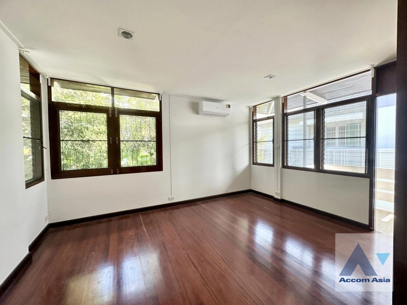 6  4 br House For Rent in Sukhumvit ,Bangkok BTS Bang Chak AA42304