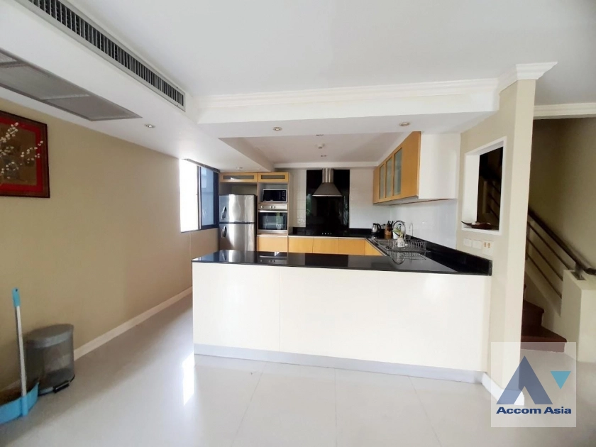 7  3 br Condominium For Sale in Sukhumvit ,Bangkok BTS Phrom Phong at Supalai Place   AA42305