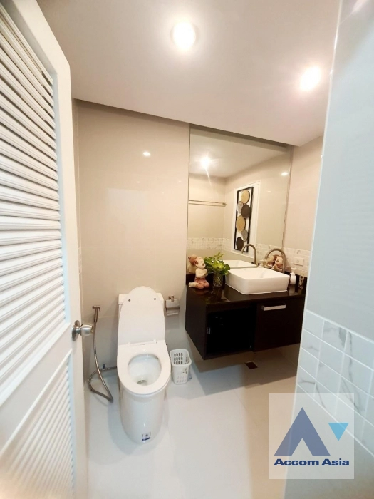 24  3 br Condominium For Sale in Sukhumvit ,Bangkok BTS Phrom Phong at Supalai Place   AA42305