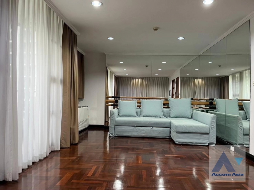 Duplex Condo |  3 Bedrooms  Condominium For Sale in Sukhumvit, Bangkok  near BTS Phrom Phong (AA42307)