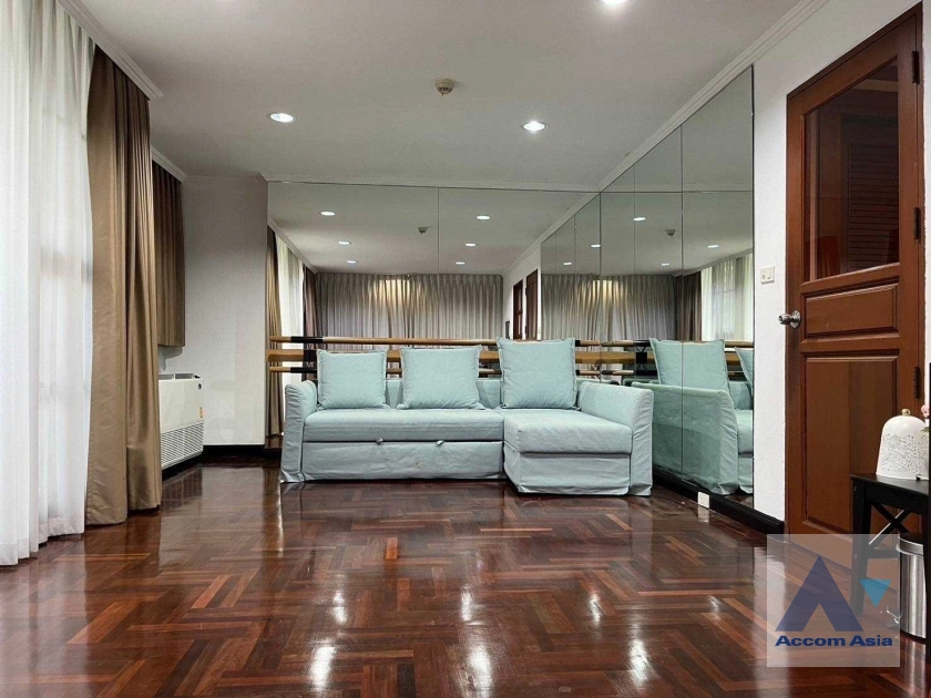 Duplex Condo |  3 Bedrooms  Condominium For Sale in Sukhumvit, Bangkok  near BTS Phrom Phong (AA42307)