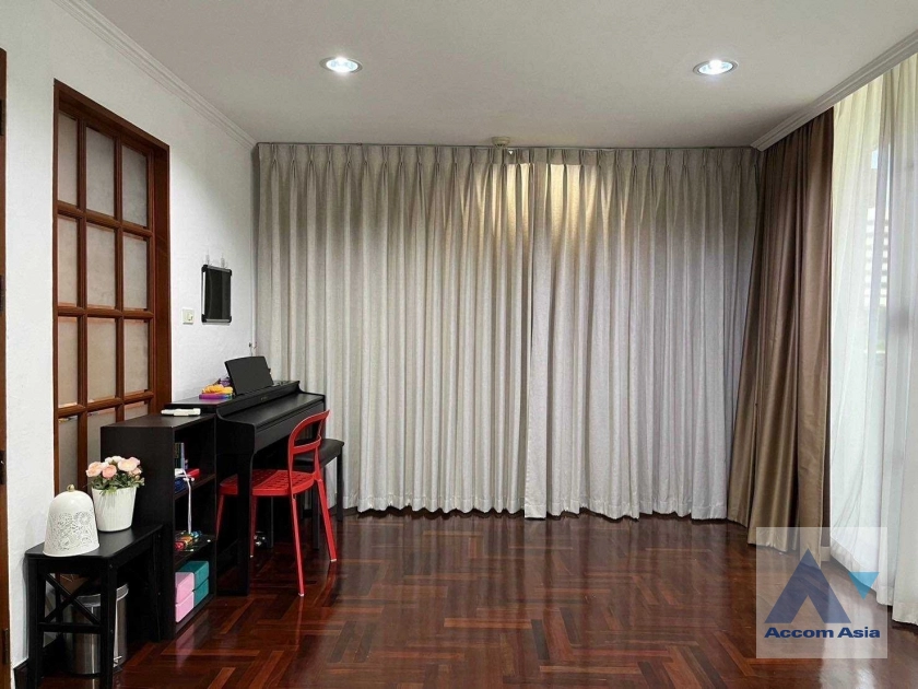 21  3 br Condominium For Sale in Sukhumvit ,Bangkok BTS Phrom Phong at Supalai Place   AA42307