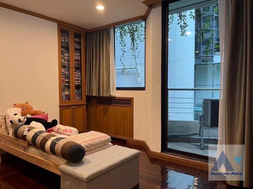 12  3 br Condominium For Sale in Sukhumvit ,Bangkok BTS Phrom Phong at Supalai Place   AA42307