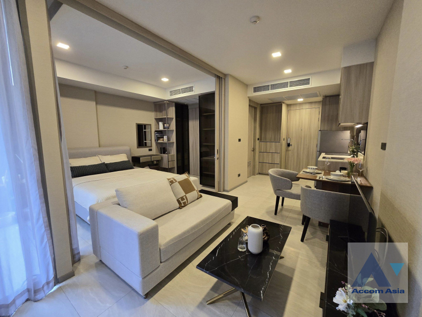 Fully Furnished |  1 Bedroom  Condominium For Rent & Sale in Sukhumvit, Bangkok  near BTS Asok (AA42316)