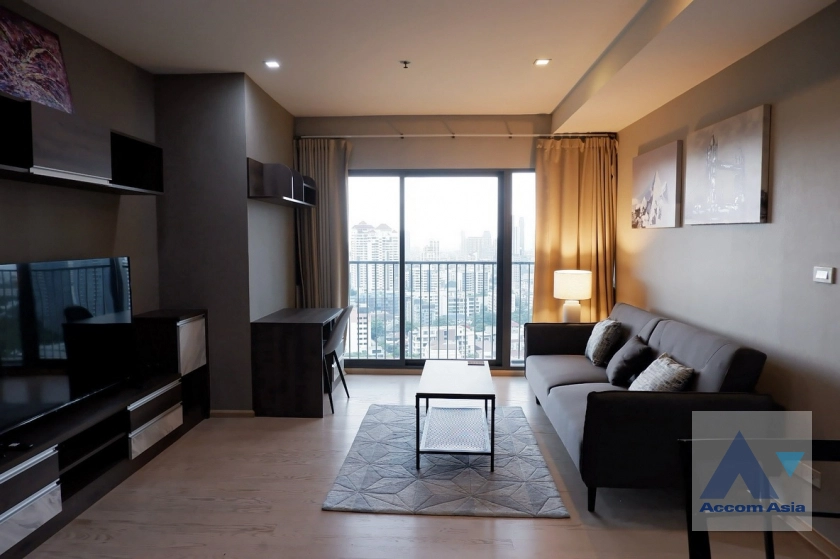  1 Bedroom  Condominium For Rent in Sukhumvit, Bangkok  near BTS Thong Lo (AA42332)