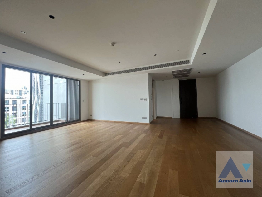  2 Bedrooms  Condominium For Sale in Sathorn, Bangkok  near MRT Lumphini (AA42333)