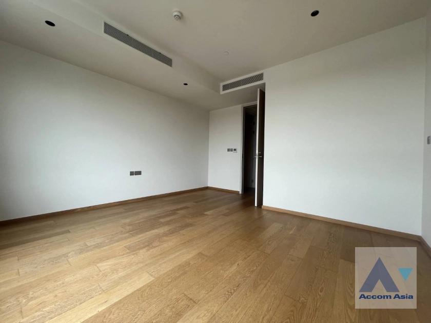 6  2 br Condominium For Sale in Sathorn ,Bangkok MRT Lumphini at Supreme Legend AA42333