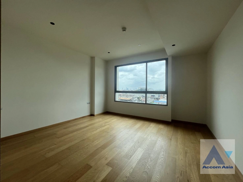 5  2 br Condominium For Sale in Sathorn ,Bangkok MRT Lumphini at Supreme Legend AA42333