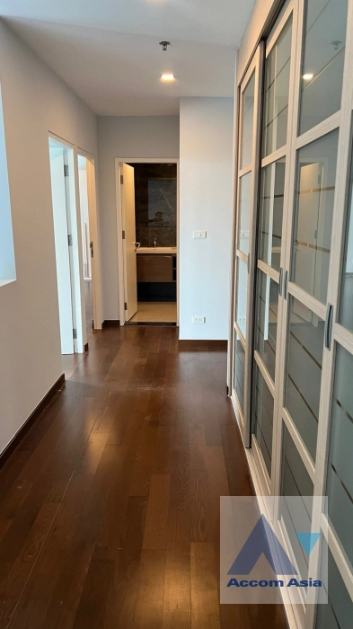 Duplex Condo |  3 Bedrooms  Condominium For Sale in Sukhumvit, Bangkok  near BTS Thong Lo (AA42334)