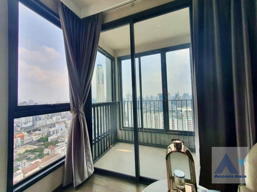  2 Bedrooms  Condominium For Rent & Sale in Phaholyothin, Bangkok  near BTS Ratchathewi (AA42339)