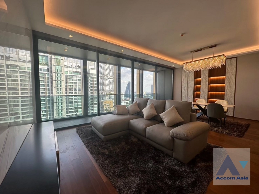  2 Bedrooms  Condominium For Rent in Sukhumvit, Bangkok  near BTS Phrom Phong (AA42340)