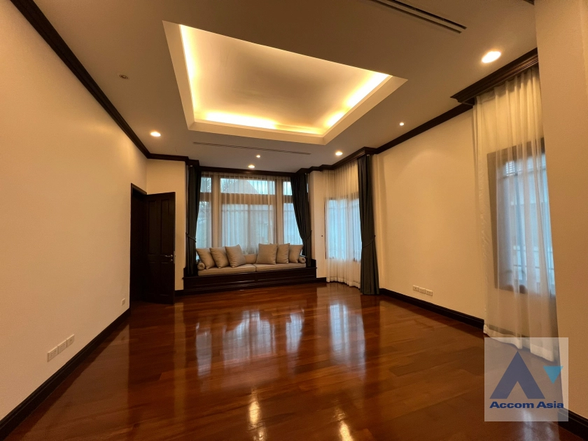 9  4 br House For Rent in Sathorn ,Bangkok BRT Thanon Chan - BTS Saint Louis at Exclusive Resort Style Home  AA42343