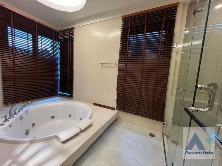 10  4 br House For Rent in Sathorn ,Bangkok BRT Thanon Chan - BTS Saint Louis at Exclusive Resort Style Home  AA42343