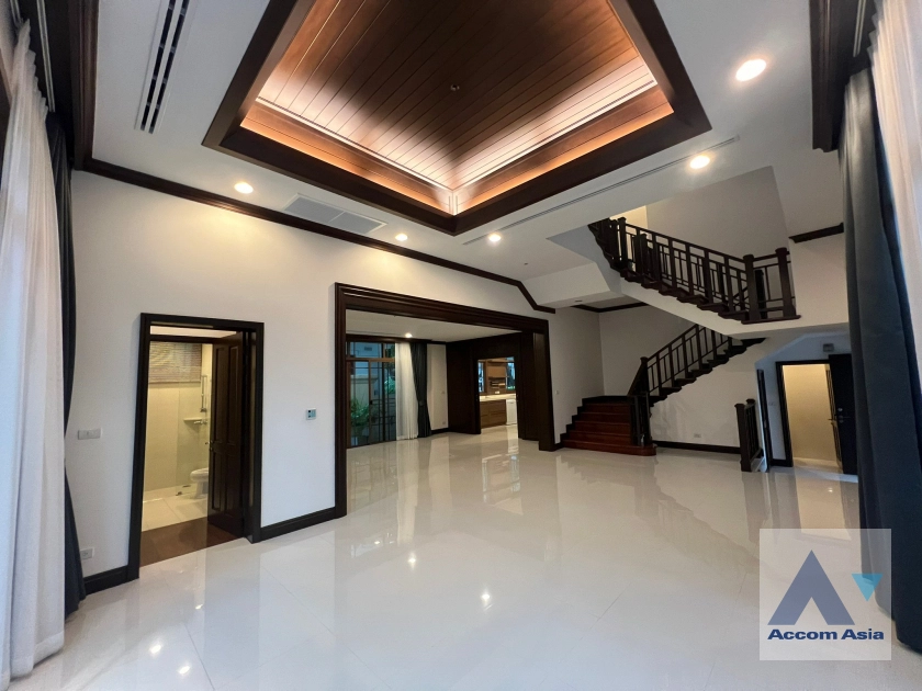  Exclusive Resort Style Home  House  4 Bedroom for Rent BTS Saint Louis in Sathorn Bangkok