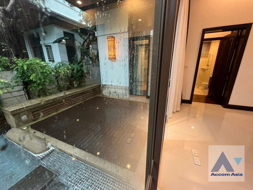 17  4 br House For Rent in Sathorn ,Bangkok BRT Thanon Chan - BTS Saint Louis at Exclusive Resort Style Home  AA42343