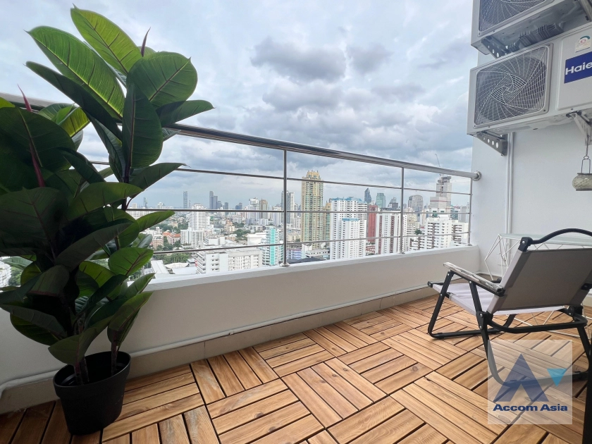 Newly renovated |  2 Bedrooms  Condominium For Rent in Sukhumvit, Bangkok  near MRT Phetchaburi (AA42347)