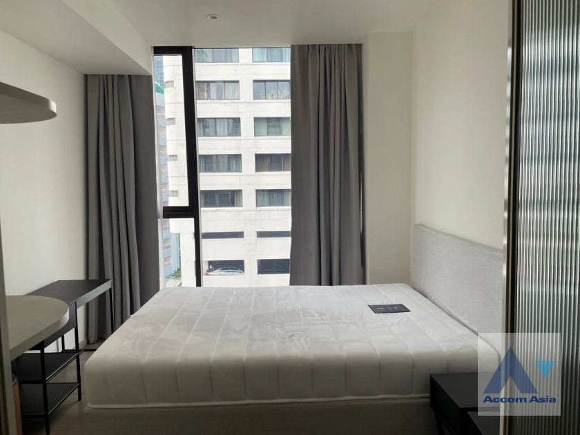  2 Bedrooms  Condominium For Rent in Sukhumvit, Bangkok  near BTS Asok (AA42349)