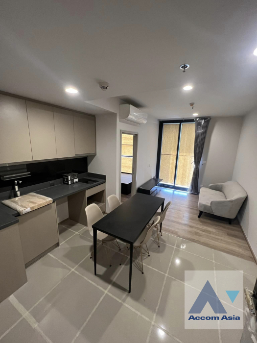  2 Bedrooms  Condominium For Sale in Sukhumvit, Bangkok  near BTS Thong Lo (AA42359)