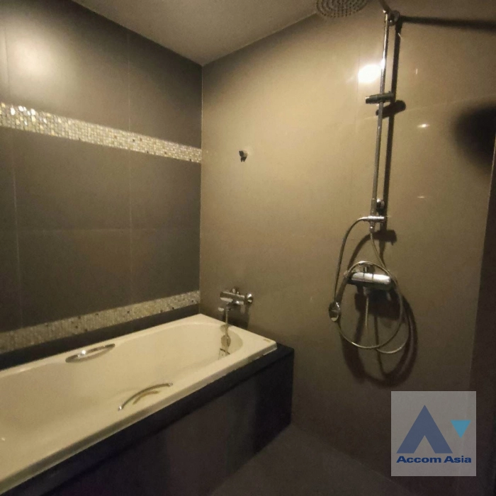 5  1 br Condominium For Sale in Sukhumvit ,Bangkok  at The Crest Sukhumvit 34 AA42364