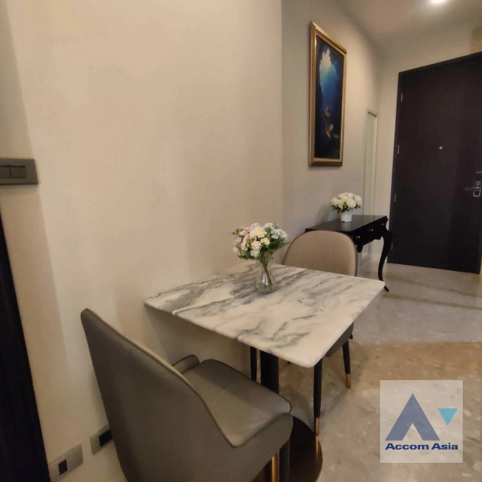 Fully Furnished |  1 Bedroom  Condominium For Sale in Sukhumvit, Bangkok  (AA42364)