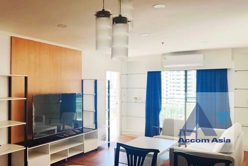  2 Bedrooms  Condominium For Sale in Sukhumvit, Bangkok  near BTS Nana (AA42369)