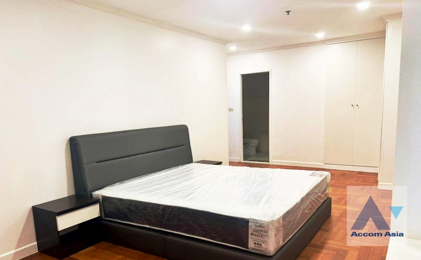 5  2 br Condominium For Sale in Sukhumvit ,Bangkok BTS Nana at Liberty Park 2 AA42369