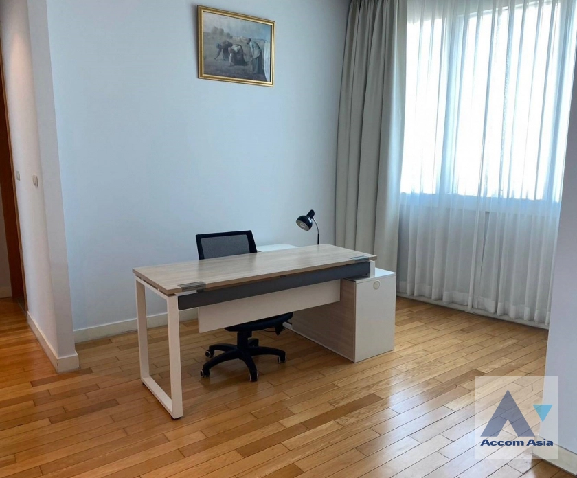 5  2 br Condominium For Rent in Sukhumvit ,Bangkok BTS Asok - MRT Sukhumvit at Millennium Residence @ Sukhumvit AA42370