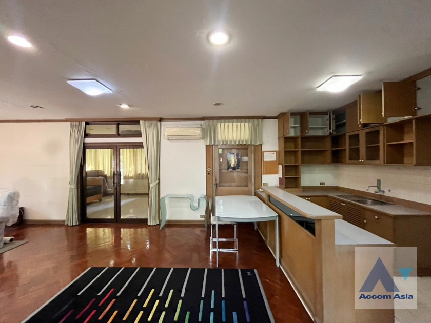 10  3 br House For Rent in Sukhumvit ,Bangkok BTS Ekkamai AA42371