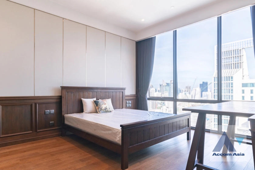 28  3 br Condominium For Rent in Ploenchit ,Bangkok BTS Ploenchit at MUNIQ Langsuan AA42385