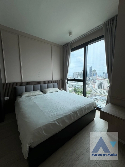 5  1 br Condominium For Sale in Silom ,Bangkok BTS Surasak at The Lofts Silom AA42393