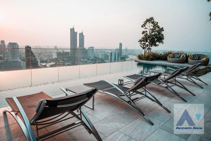 9  1 br Condominium For Sale in Silom ,Bangkok BTS Surasak at The Lofts Silom AA42393