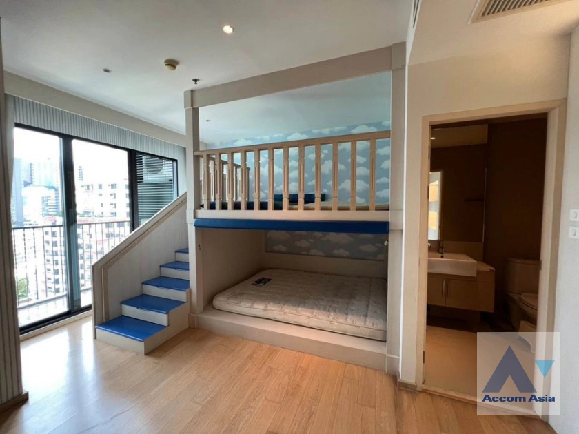 8  2 br Condominium For Rent in  ,Bangkok BTS Ari at Noble Reflex AA42396