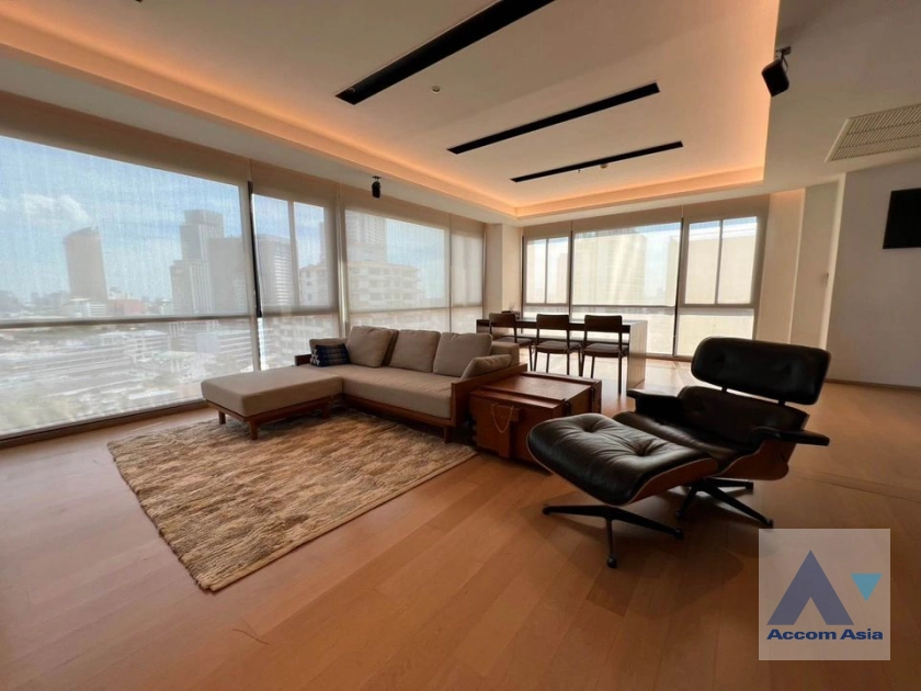 Fully Furnished |  2 Bedrooms  Condominium For Rent in Phaholyothin, Bangkok  near BTS Ari (AA42396)