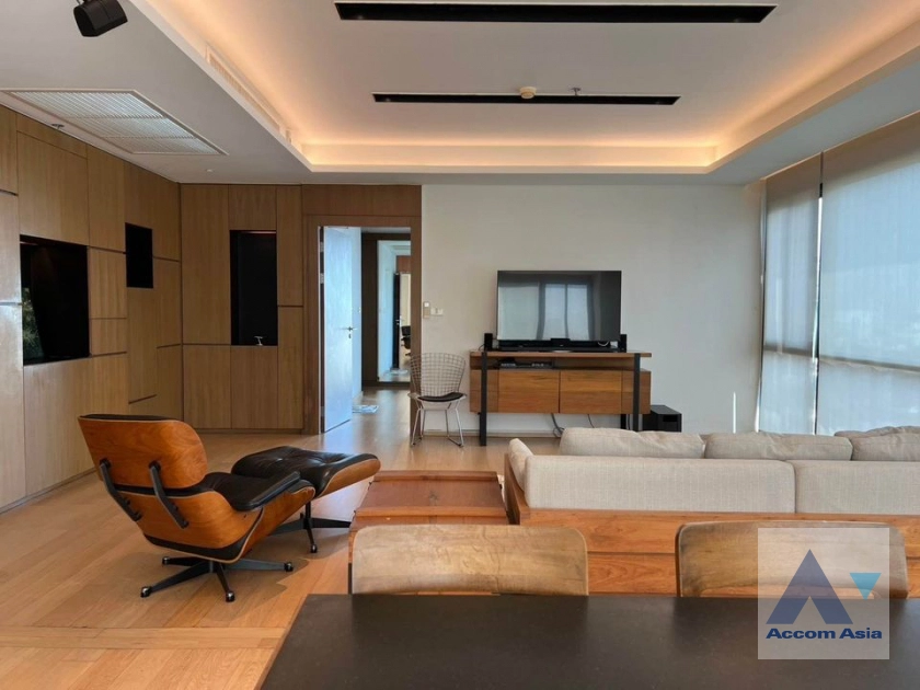 Fully Furnished |  2 Bedrooms  Condominium For Rent in Phaholyothin, Bangkok  near BTS Ari (AA42396)