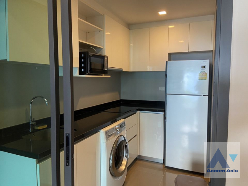  2 Bedrooms  Condominium For Rent in Sukhumvit, Bangkok  near BTS Asok - MRT Sukhumvit (AA42405)